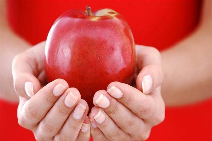 Elmalar Bile İyi ya da Kötü Sözlerden Etkilenirken, İnsanlar Etkilenmez mi?